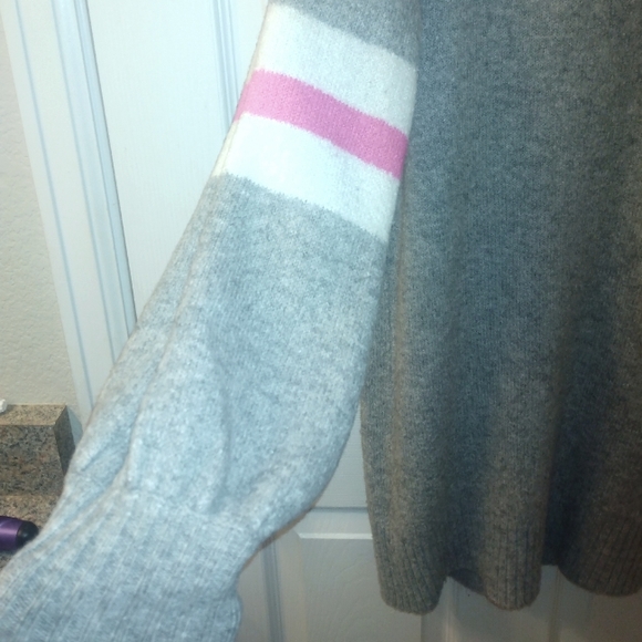 American Eagle grey sweater dress - Picture 3 of 3